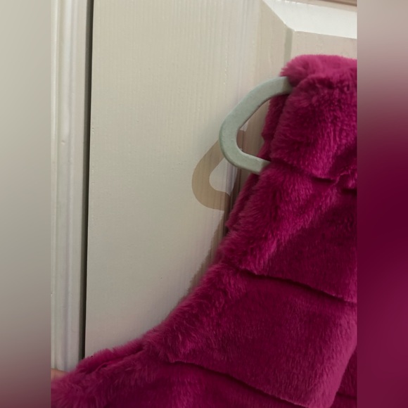 Marc New York Vibrant Soft Velvet Pink Vest - Picture 3 of 9